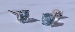 Clous d'oreilles Argent massif Gilgen&amp;Co  Topaze bleue naturelle