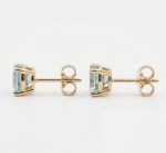 Clous d'oreilles Or Jaune 18K Gilgen&amp;Co Topaze bleue naturelle